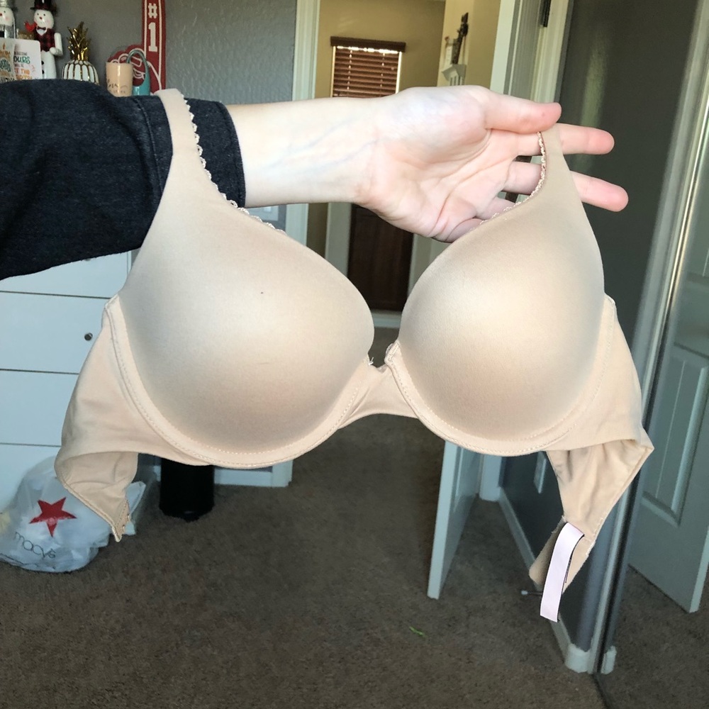 Beige Victoria’s Secret Bra